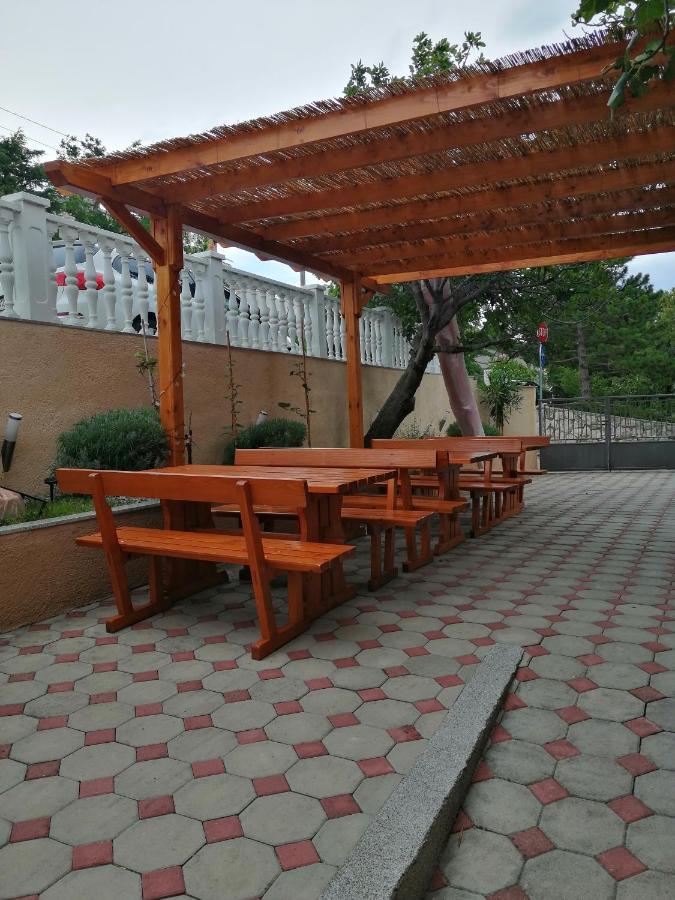Apartmani Nada Klenovica Esterno foto