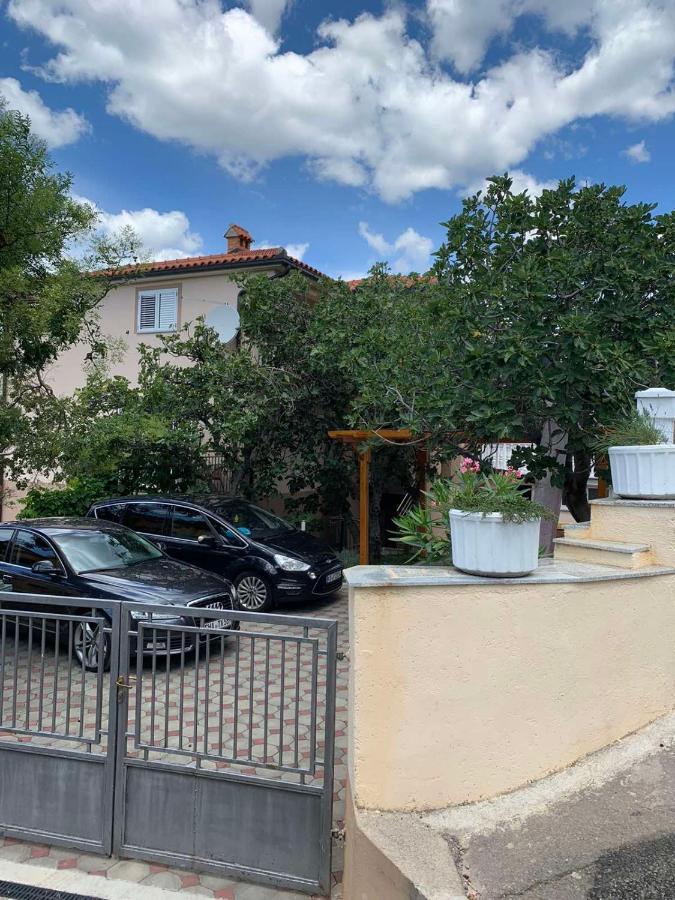 Apartmani Nada Klenovica Esterno foto