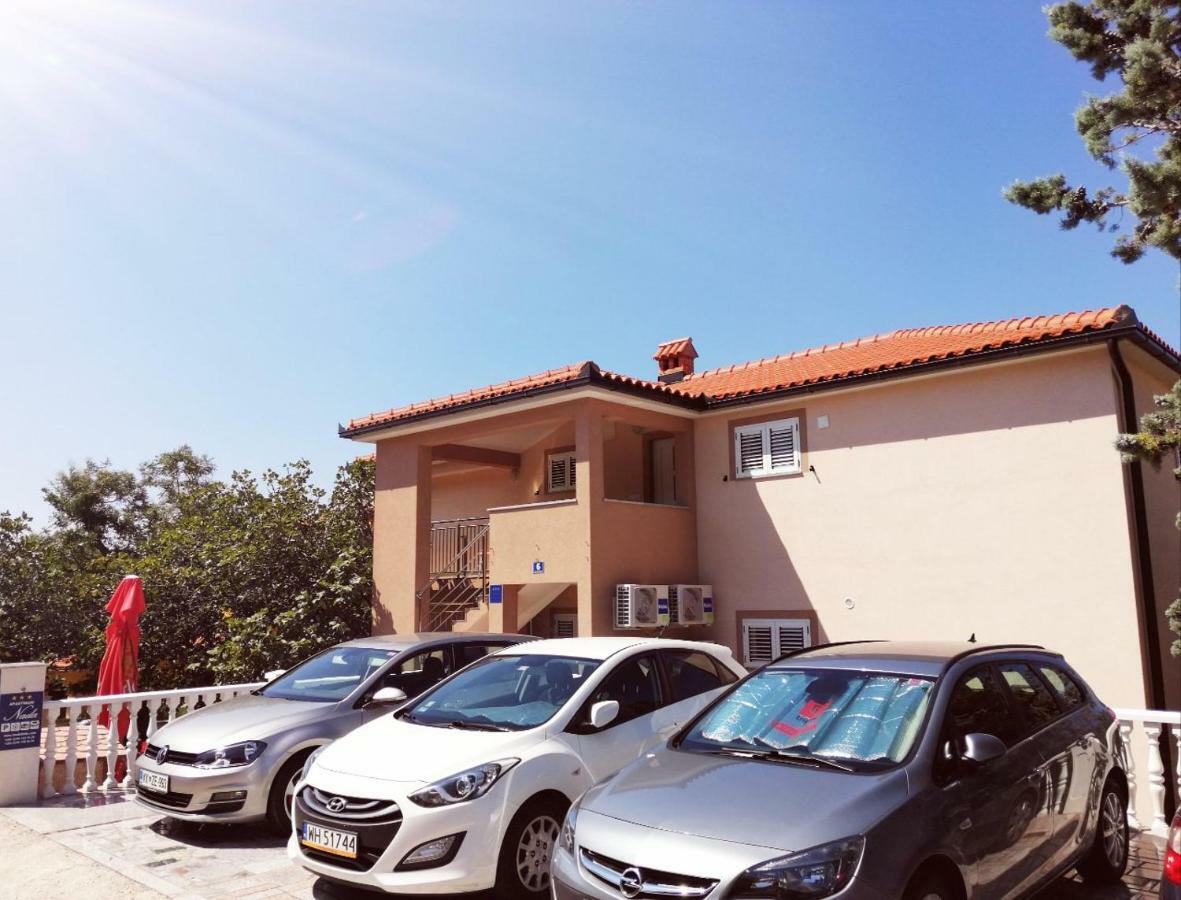 Apartmani Nada Klenovica Esterno foto