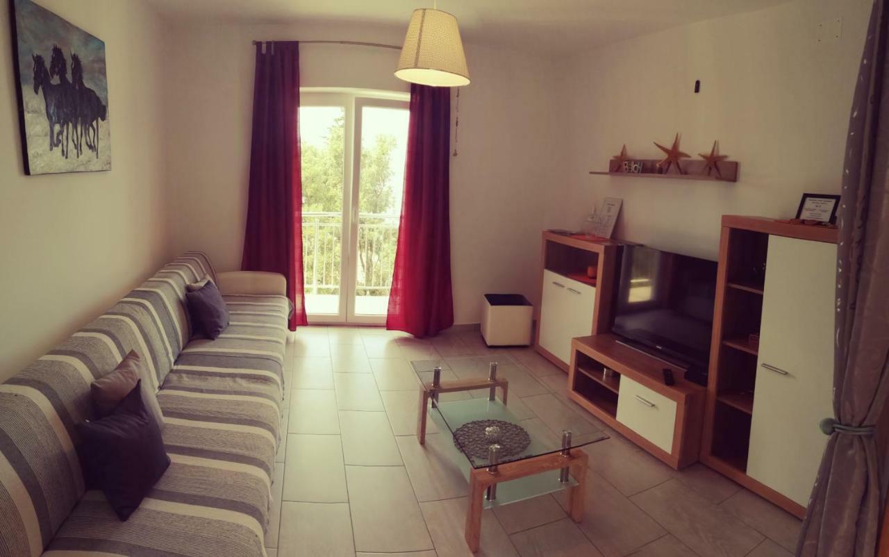 Apartmani Nada Klenovica Esterno foto