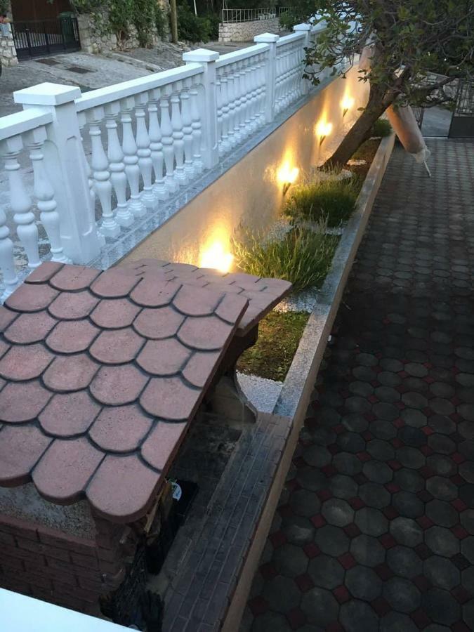 Apartmani Nada Klenovica Esterno foto