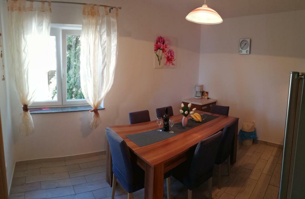 Apartmani Nada Klenovica Esterno foto