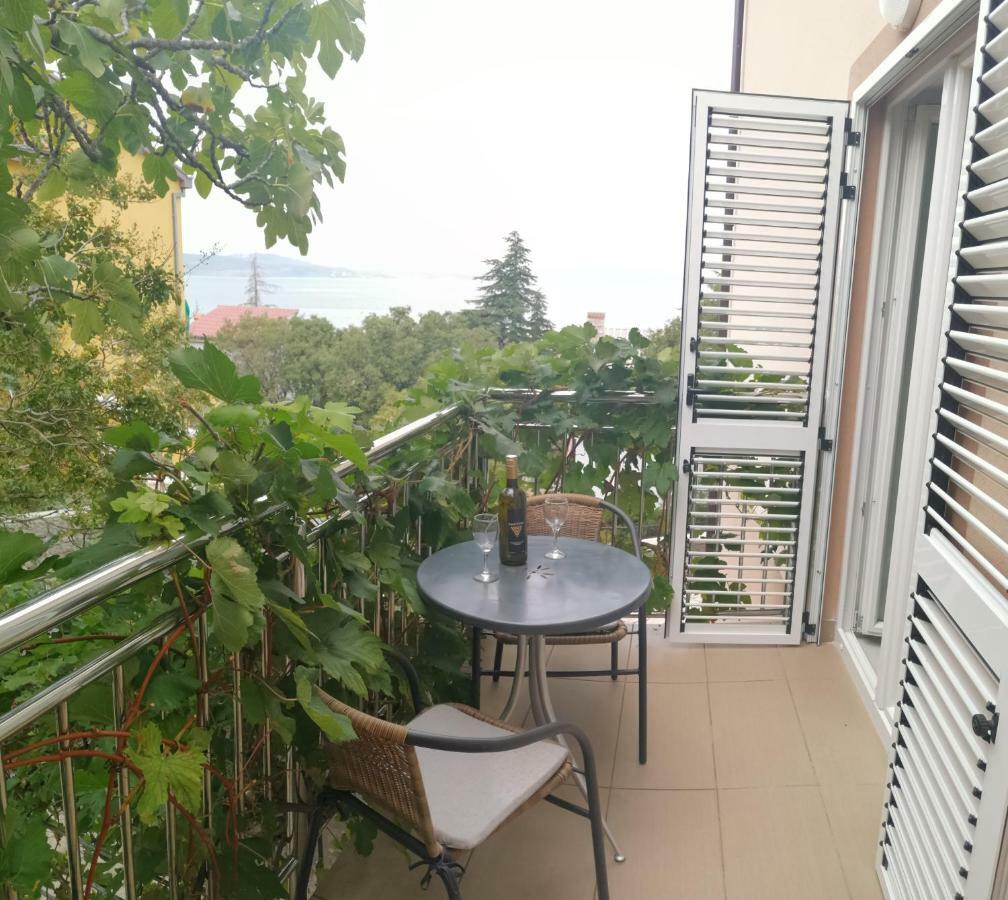 Apartmani Nada Klenovica Esterno foto